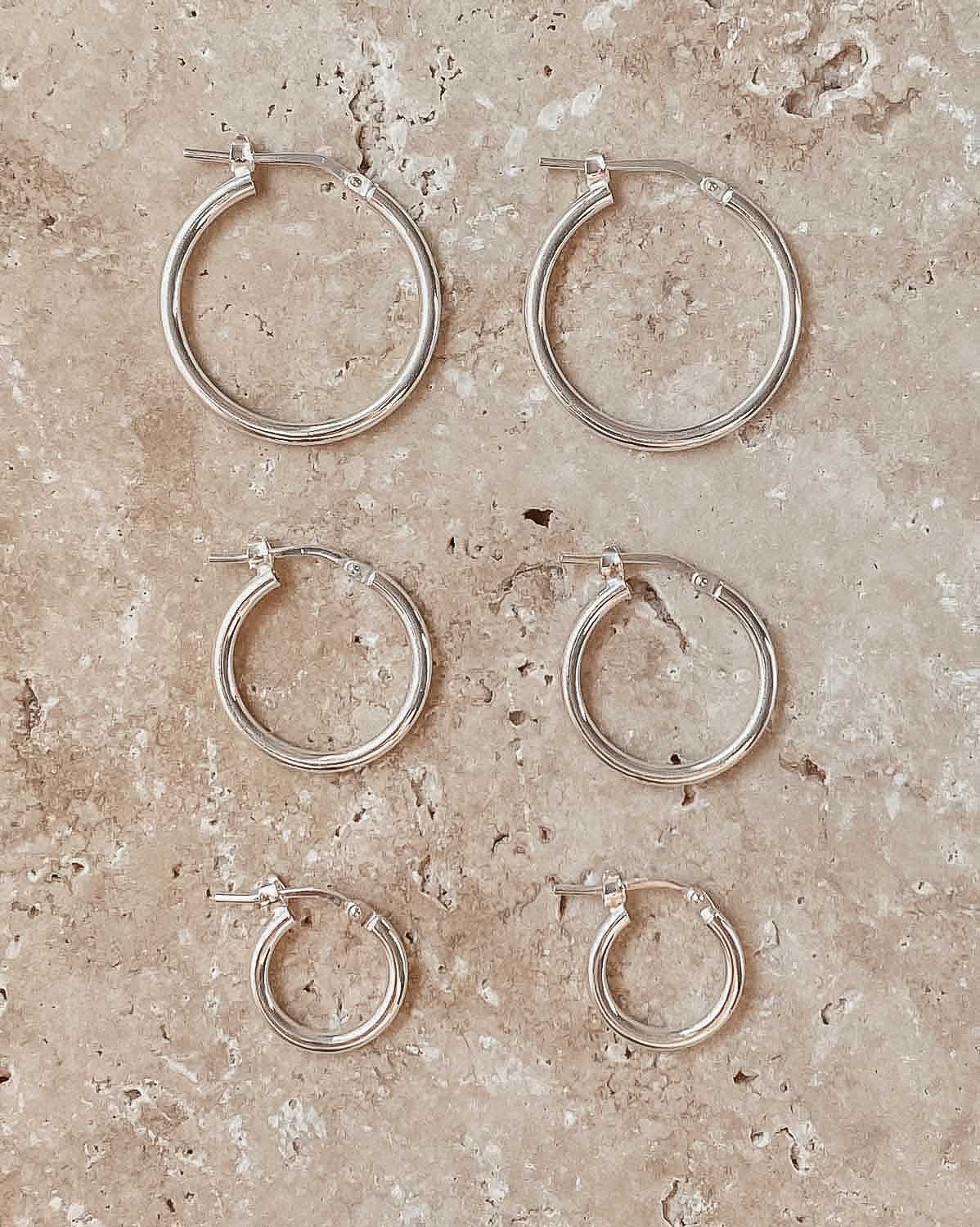 (Pair) Aura Hoops